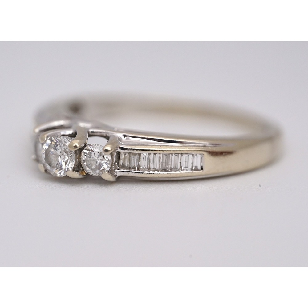 Vintage 14k Solid White Gold Natural Round Bagutte Diamond Ring - Size 8 3.1g - Picture 10 of 12